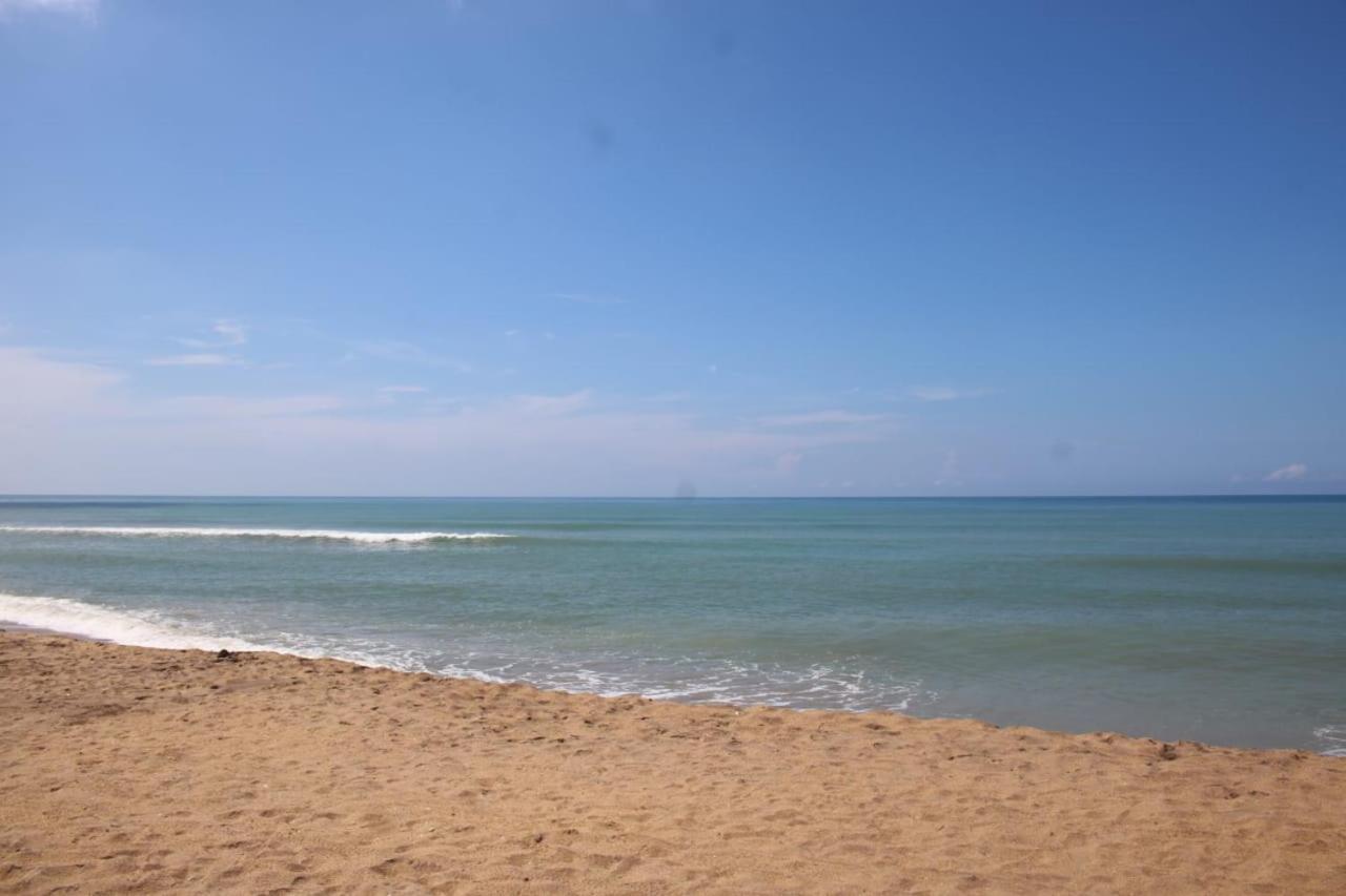 Happy Cocos Beach House Васкадува Екстериор снимка